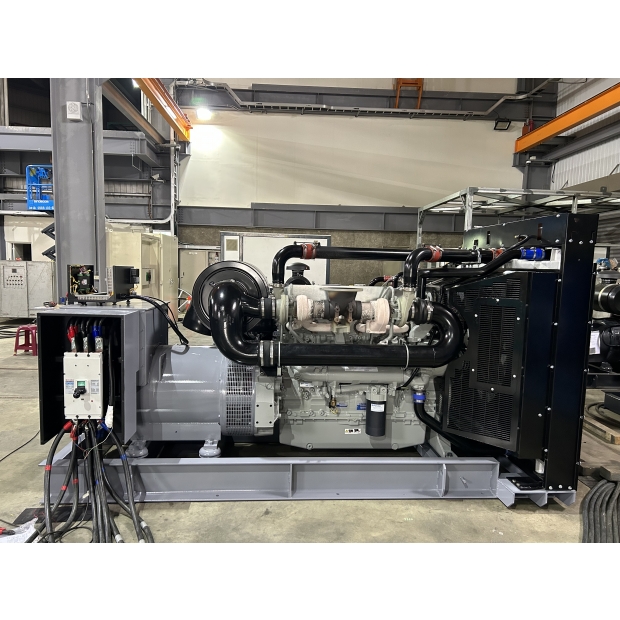 PERKINS發電機.jpg